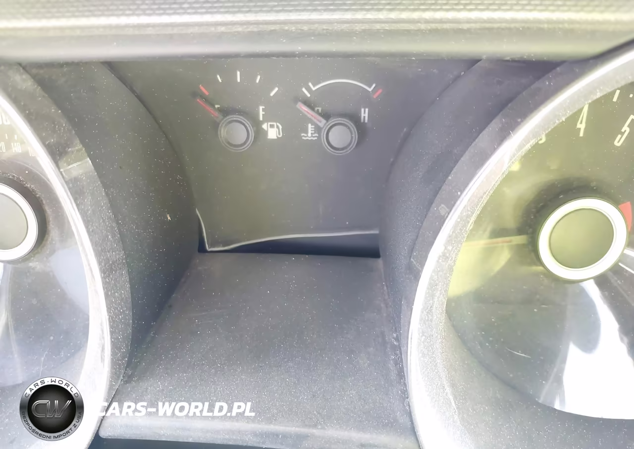 2014 Ford Mustang V6 VIN:1ZVBP8AM2E5333828 - 7
