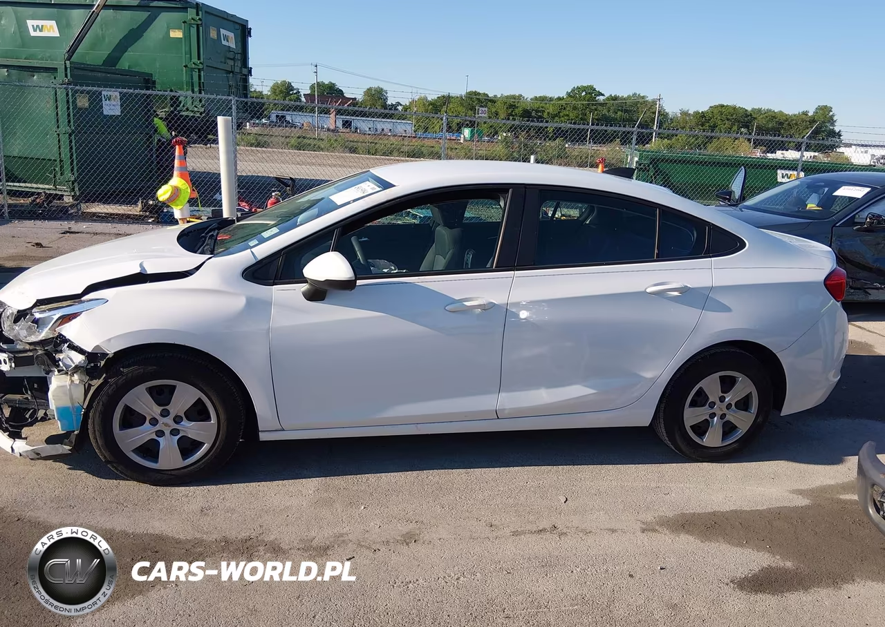2018 Chevrolet Cruze Ls Auto VIN:1G1BC5SM2J7202563 - 15