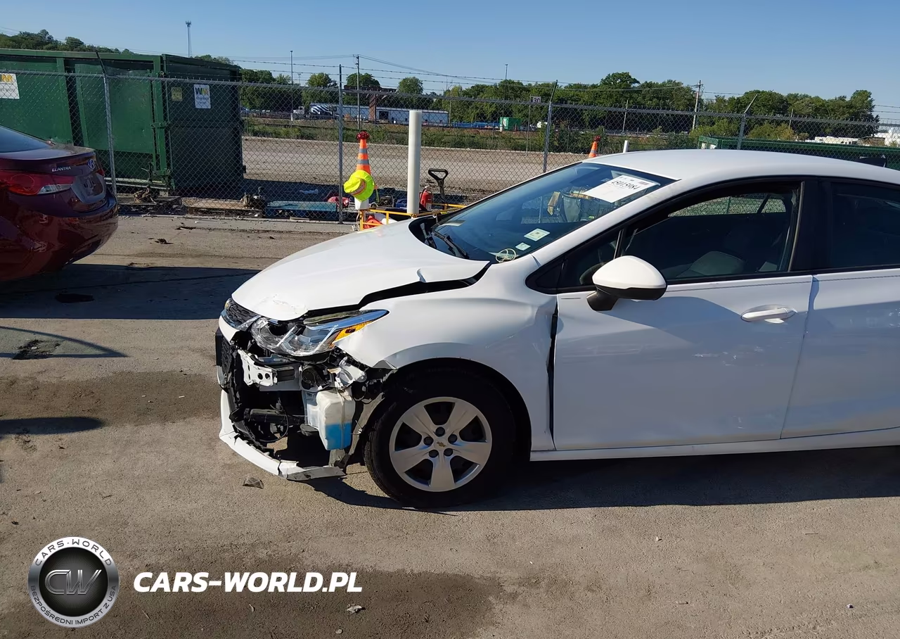 2018 Chevrolet Cruze Ls Auto VIN:1G1BC5SM2J7202563 - 6