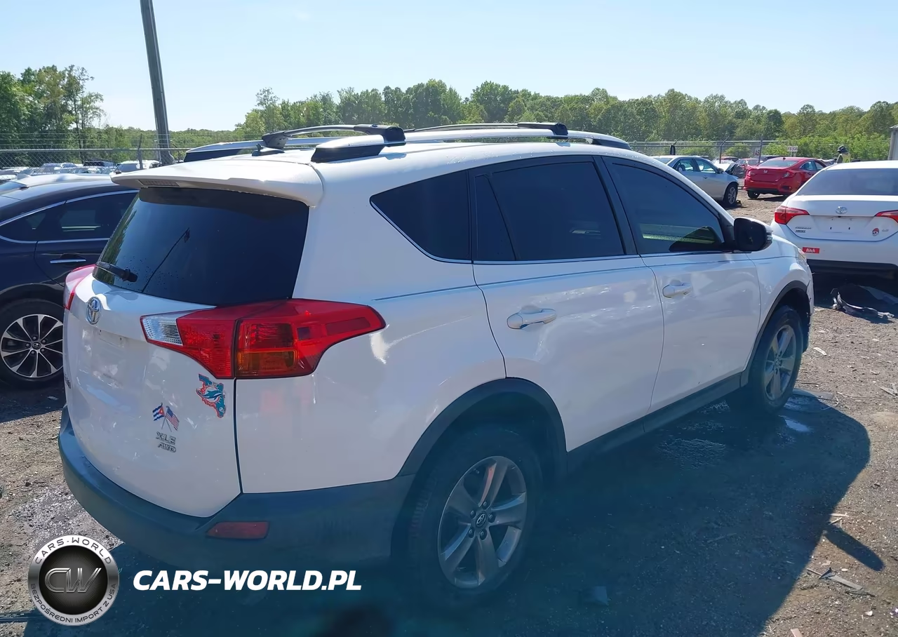 2015 Toyota Rav4 Xle VIN:JTMRFREV7FJ028167 - 4