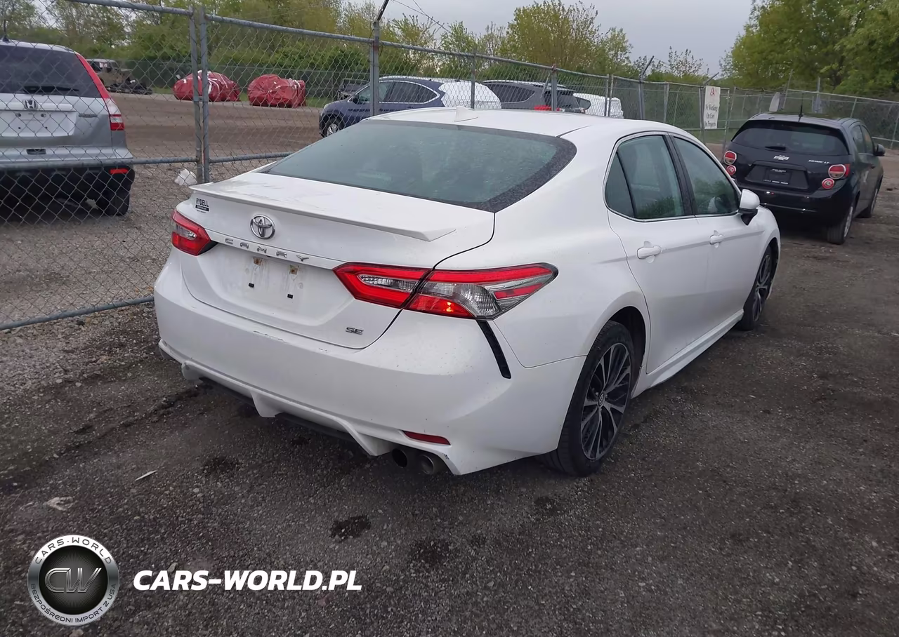 2019 Toyota Camry Se VIN:4T1B11HK7KU260291 - 4
