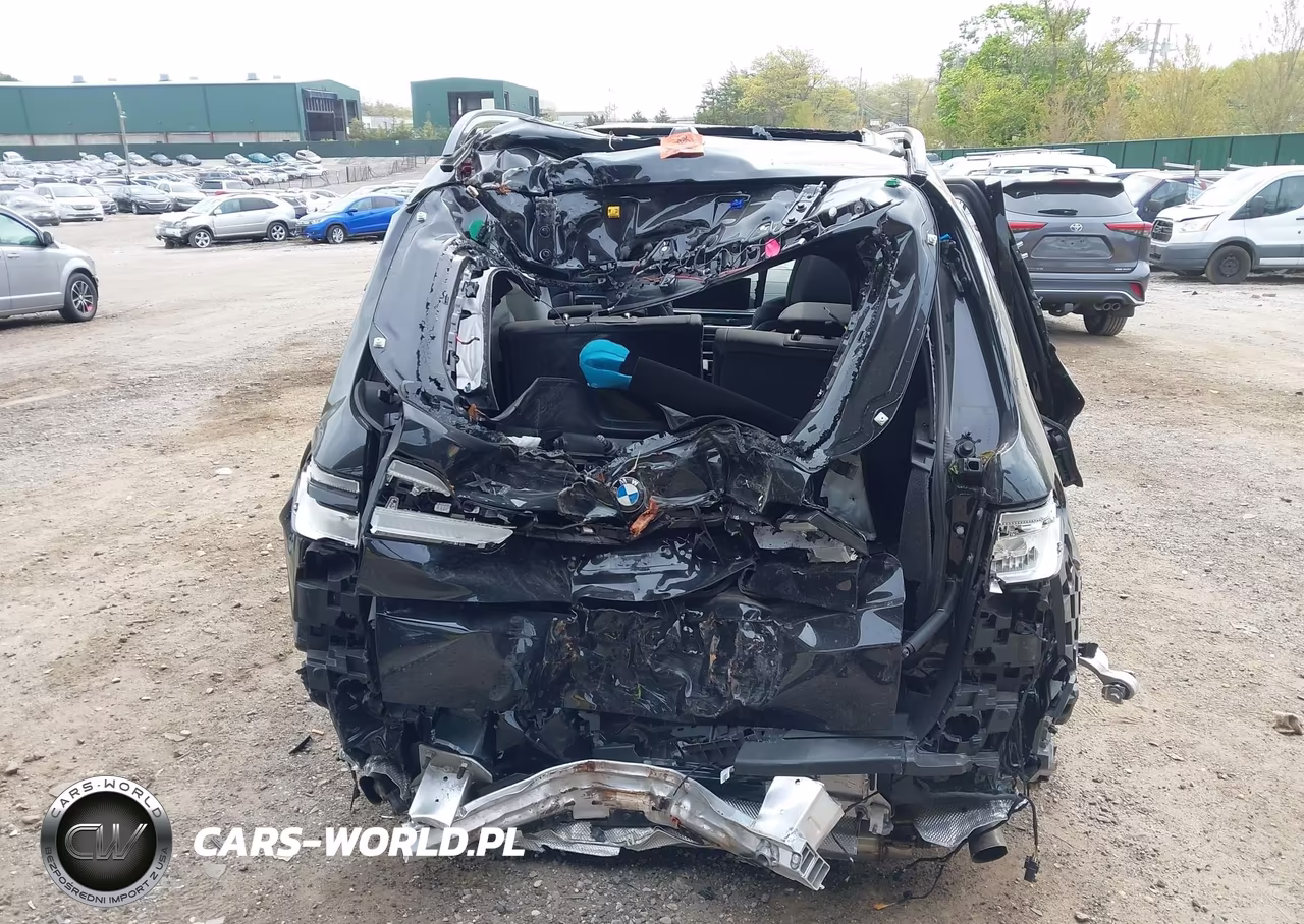 2026 BMW X7 xDrive40I VIN:5UX23EM02T9106181 - 17