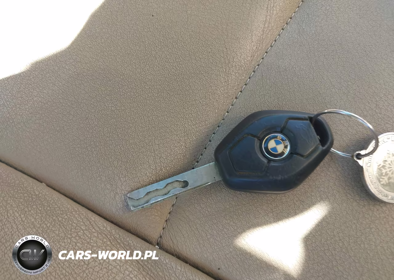 2005 BMW 525I VIN:WBANA535X5B859080 - 11