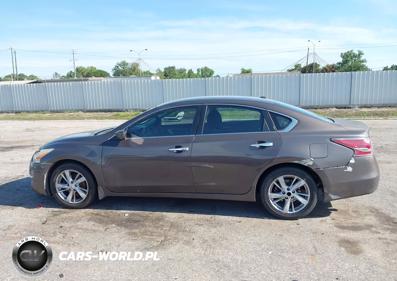2015 Nissan Altima 2.5 Sv VIN:1N4AL3AP1FC424731 - 14