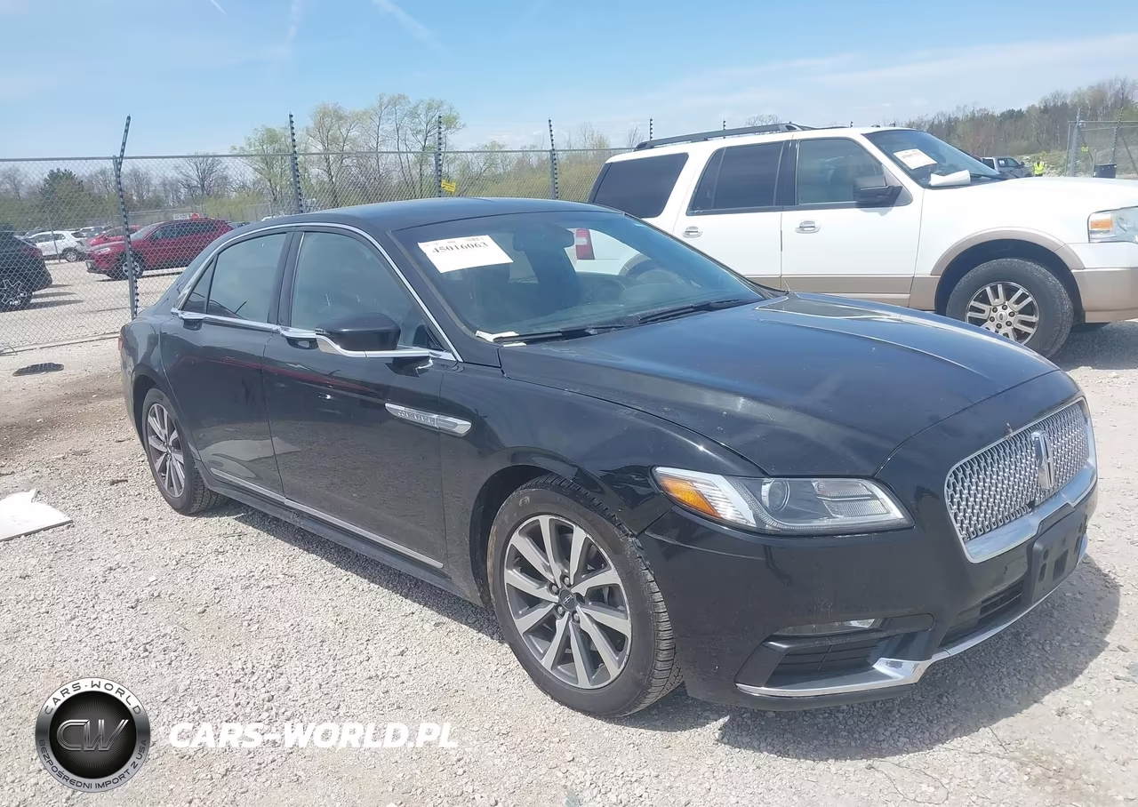 2017 Lincoln Continental Premiere