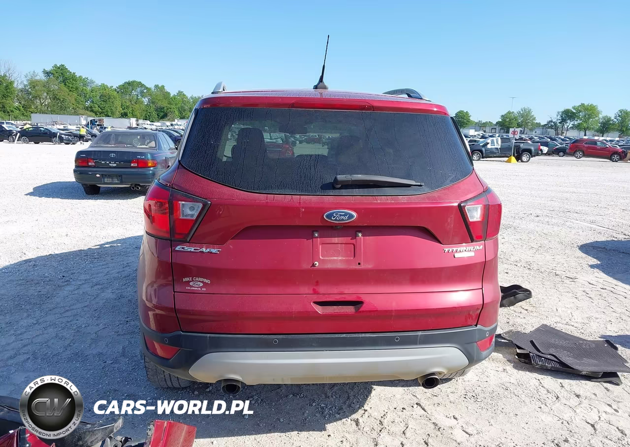 2019 Ford Escape Titanium VIN:1FMCU0J94KUC53599 - 17