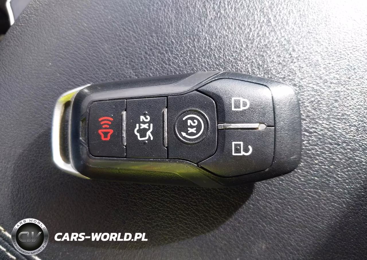 2015 Ford Edge Titanium VIN:2FMTK3K90FBC15143 - 11