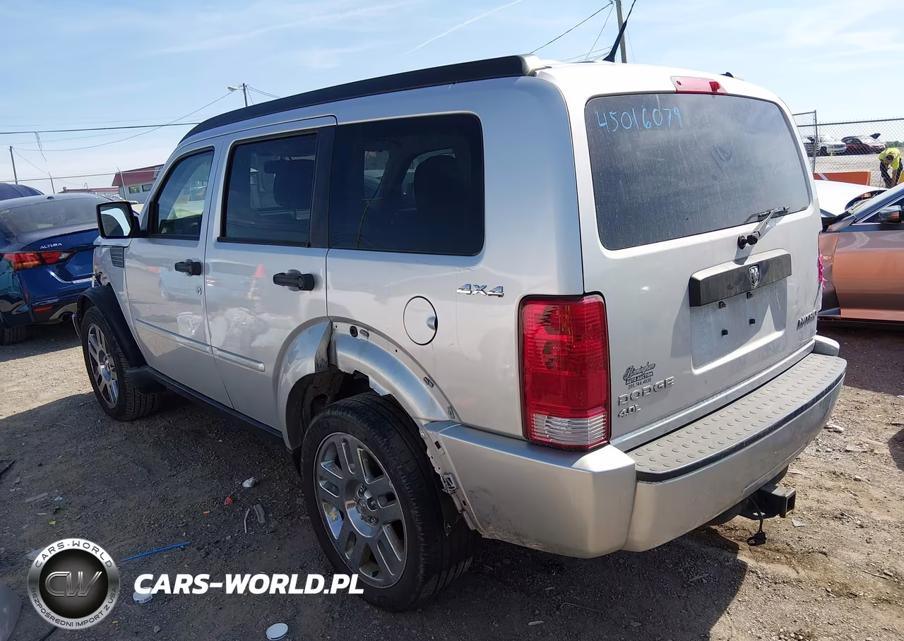 2011 Dodge Nitro Heat VIN:1D4PU4GX2BW501200 - 3