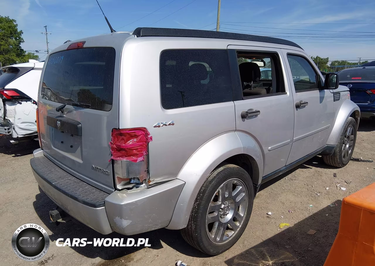 2011 Dodge Nitro Heat VIN:1D4PU4GX2BW501200 - 4