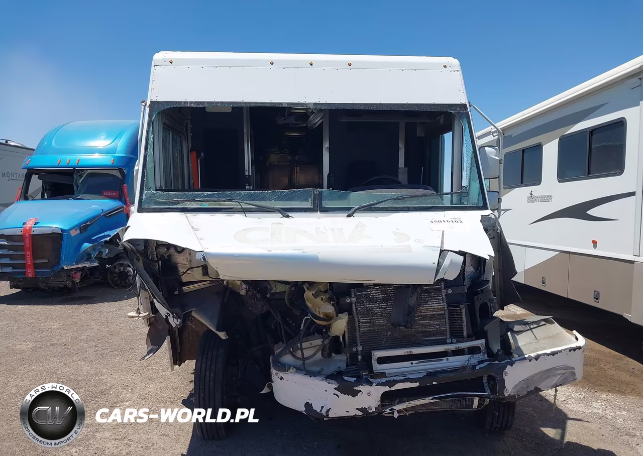 2017 Ford F-59 Commercial Stripped VIN:1F65F5KY6H0A04637 - 12