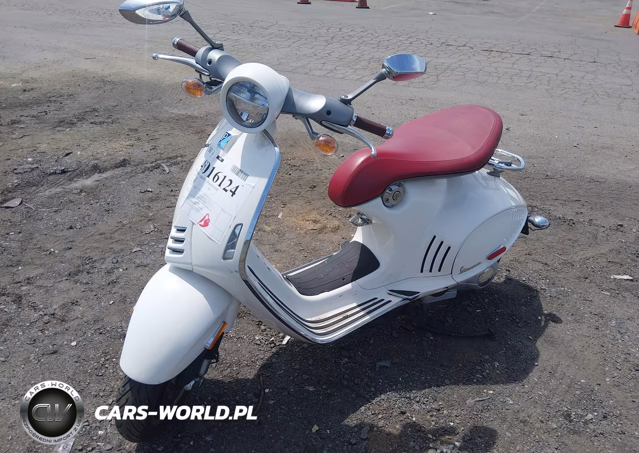 2013 Vespa 946 VIN:ZAPM808G9D5000341 - 2