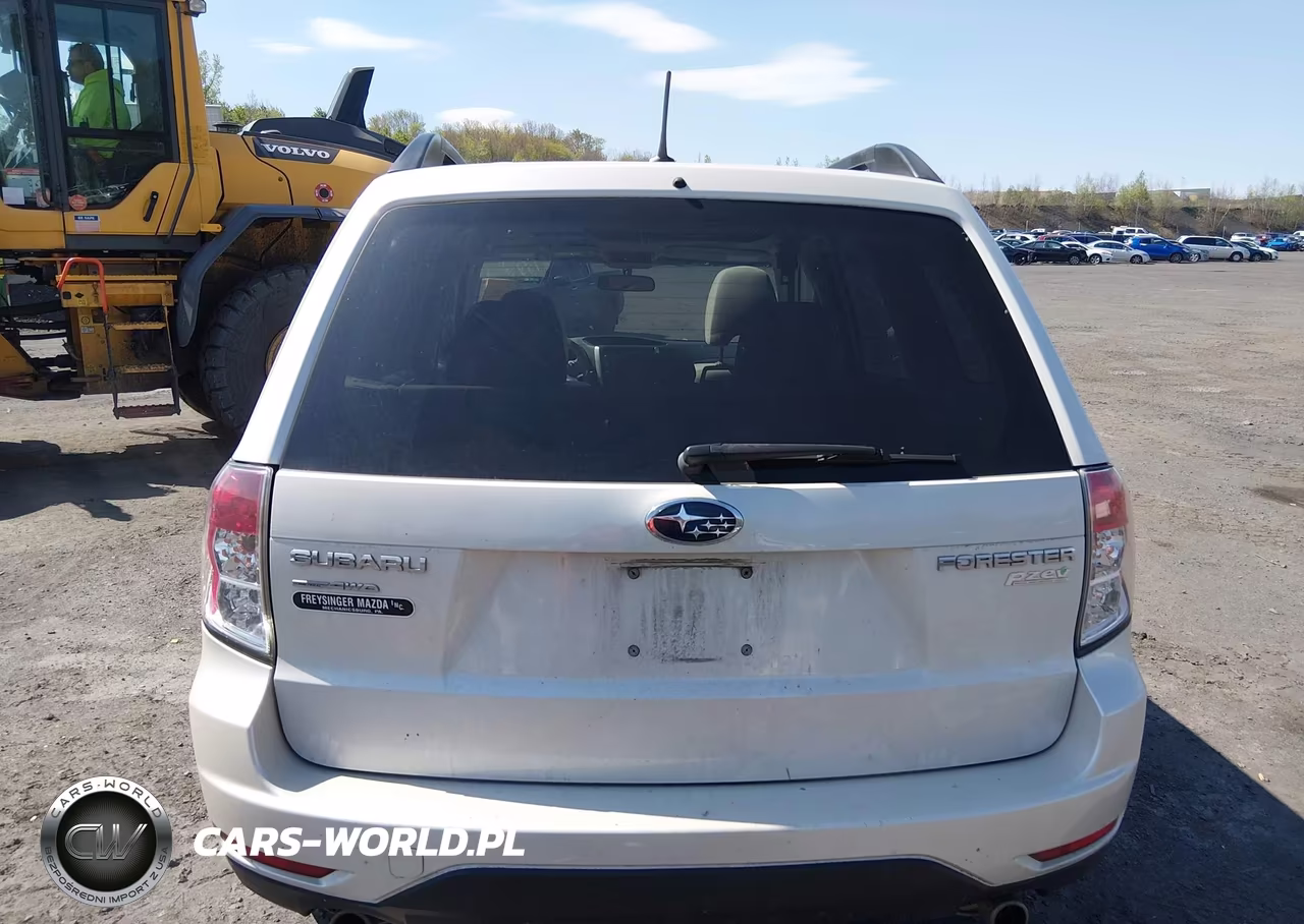 2013 Subaru Forester 2.5X Premium VIN:JF2SHACC5DH442228 - 16