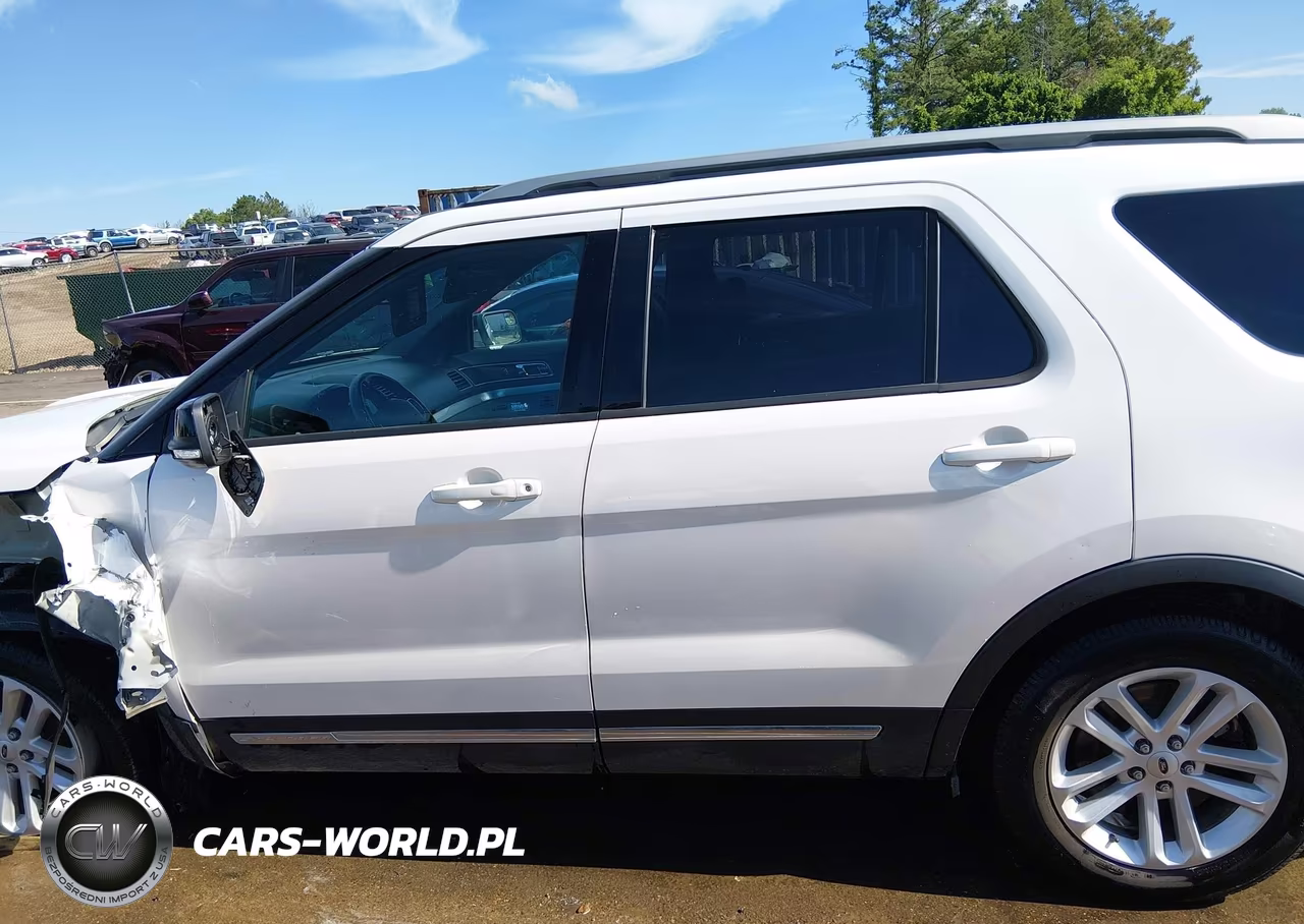 2017 Ford Explorer Xlt VIN:1FM5K7D89HGE27104 - 14