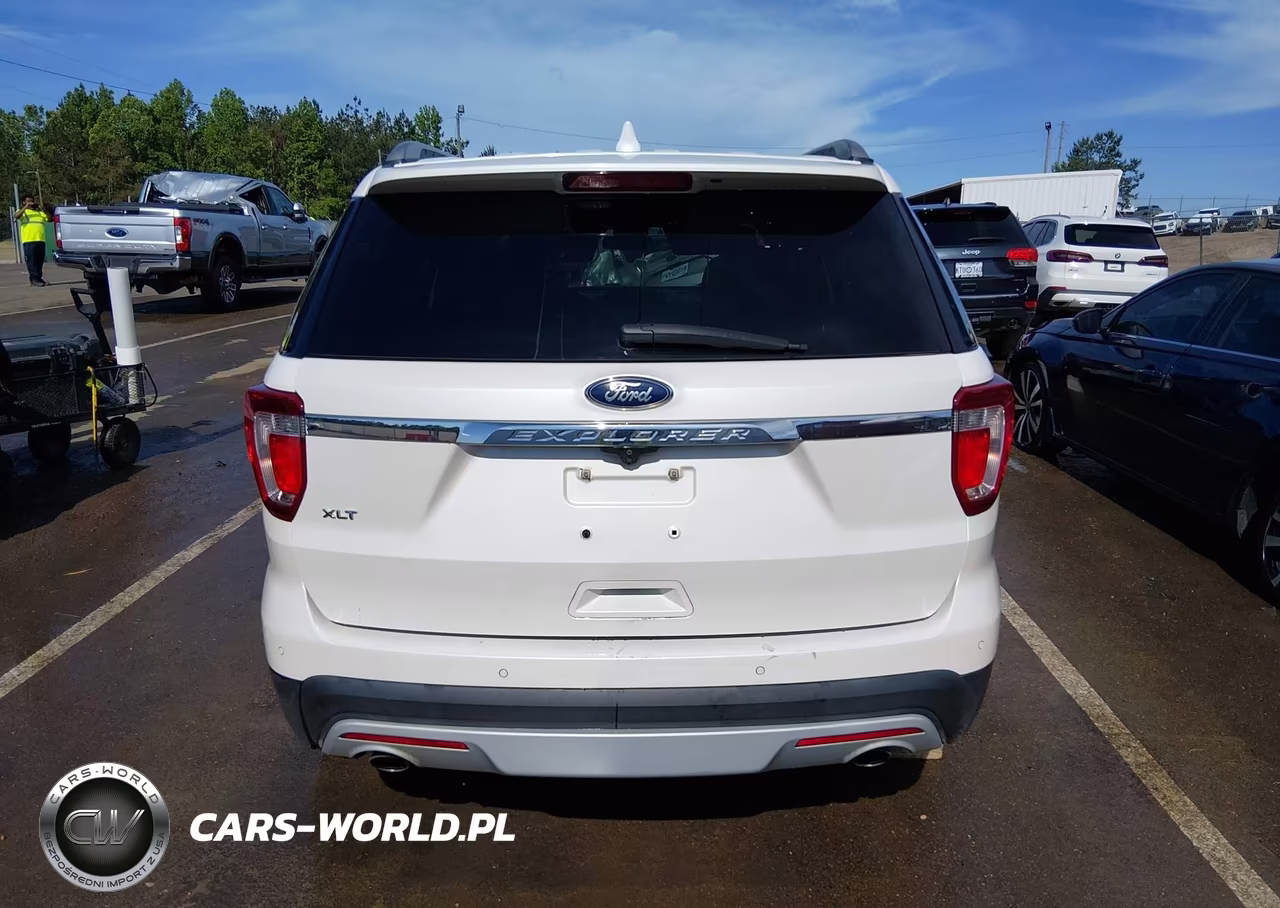 2017 Ford Explorer Xlt VIN:1FM5K7D89HGE27104 - 16