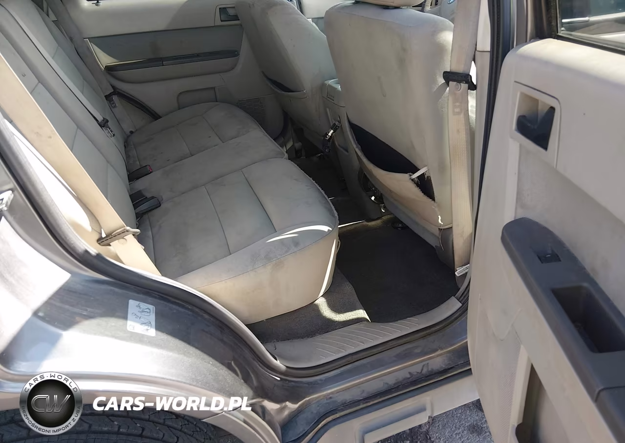 2010 Ford Escape Xlt VIN:1FMCU9DGXAKB77010 - 8