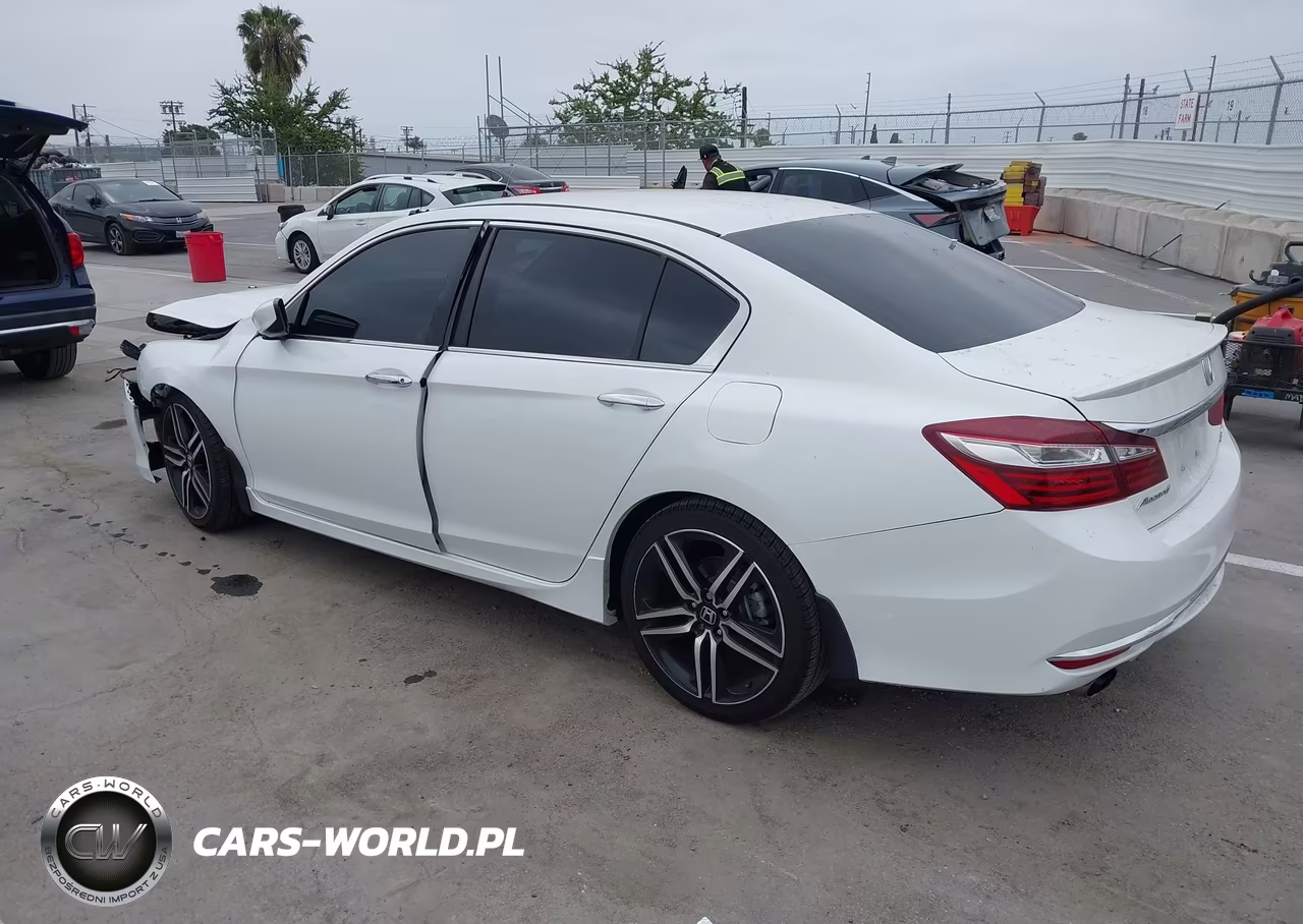 2017 Honda Accord Sport Se VIN:1HGCR2F14HA077511 - 3