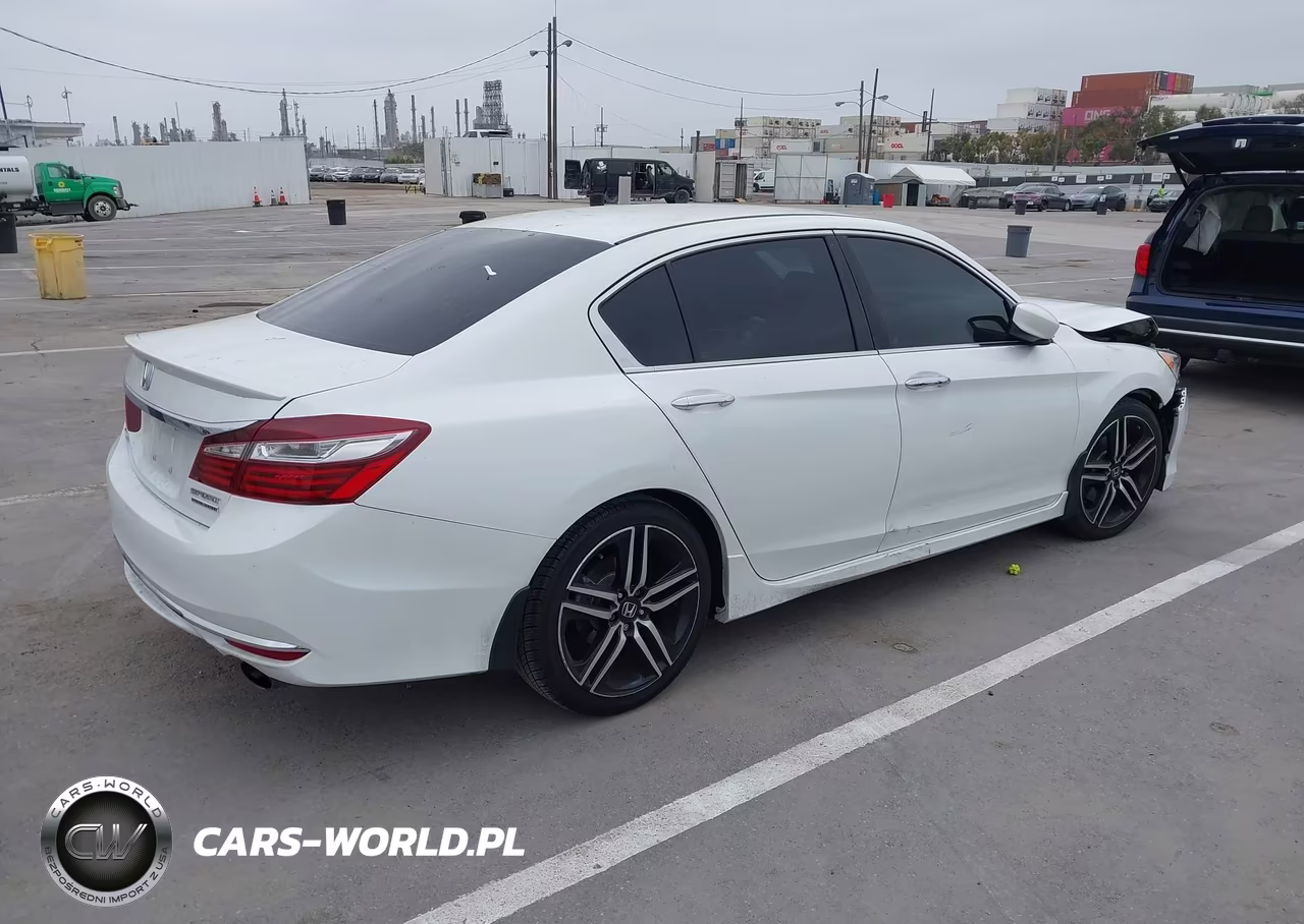 2017 Honda Accord Sport Se VIN:1HGCR2F14HA077511 - 4