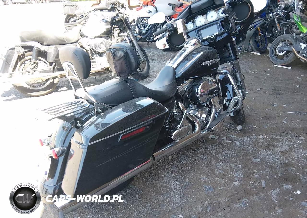 2014 Harley-Davidson Flhxs Street Glide Special VIN:1HD1KRM15EB619029 - 4