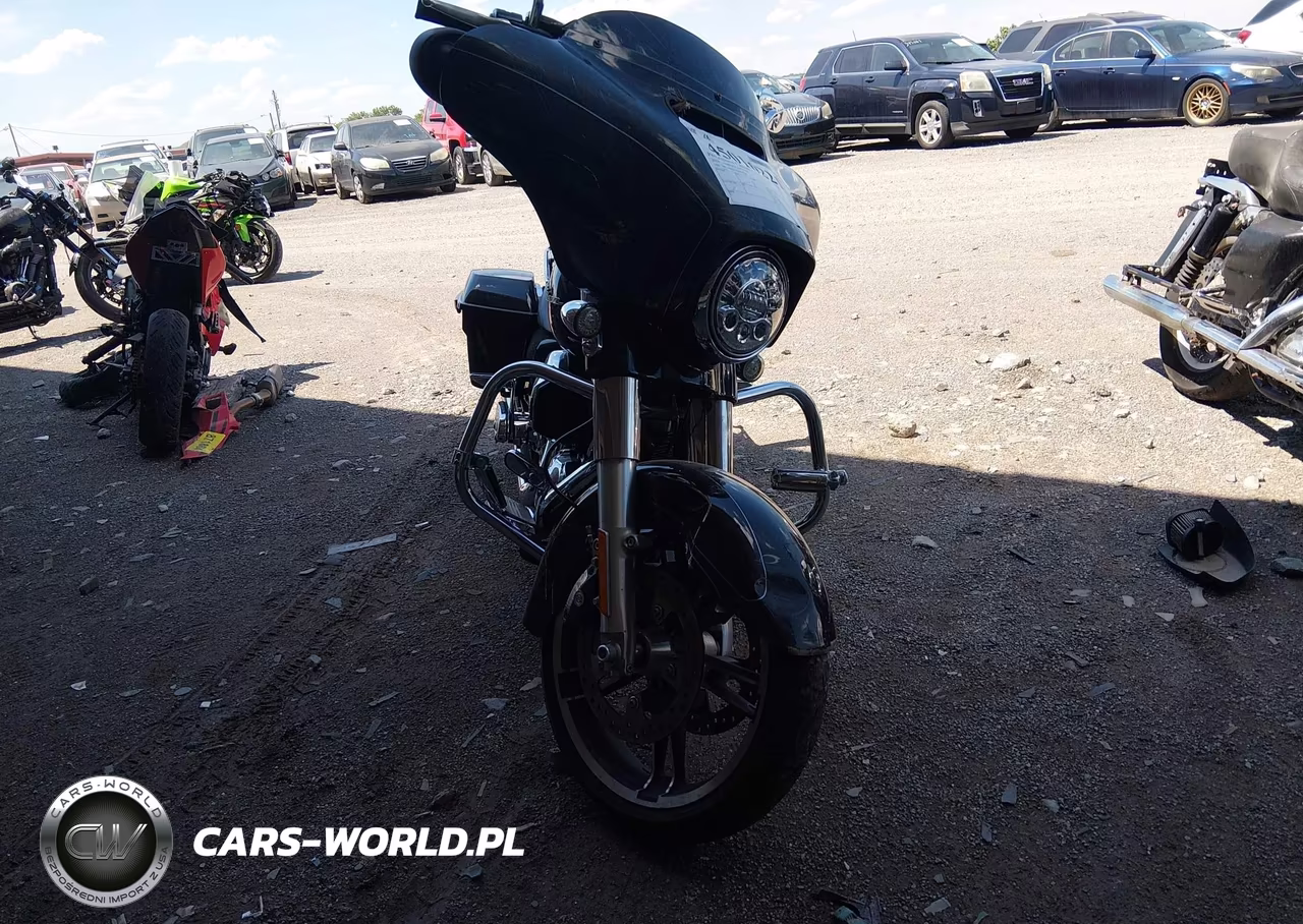 2014 Harley-Davidson Flhxs Street Glide Special VIN:1HD1KRM15EB619029 - 5