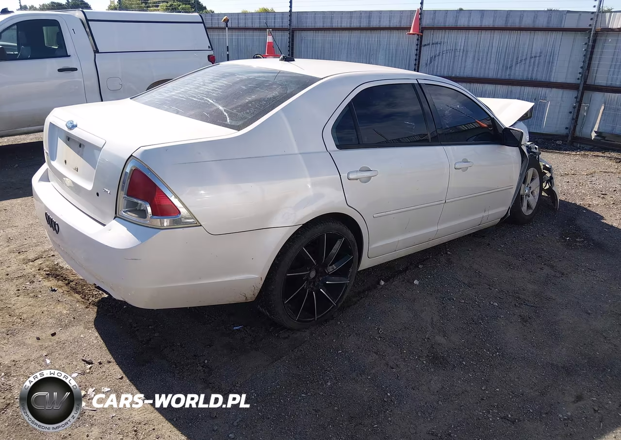 2009 Ford Fusion Se VIN:3FAHP07Z29R164422 - 4