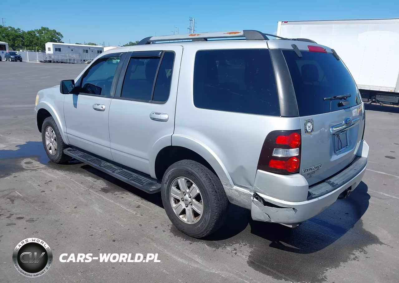 2010 Ford Explorer Xlt VIN:1FMEU6DEXAUA15193 - 3