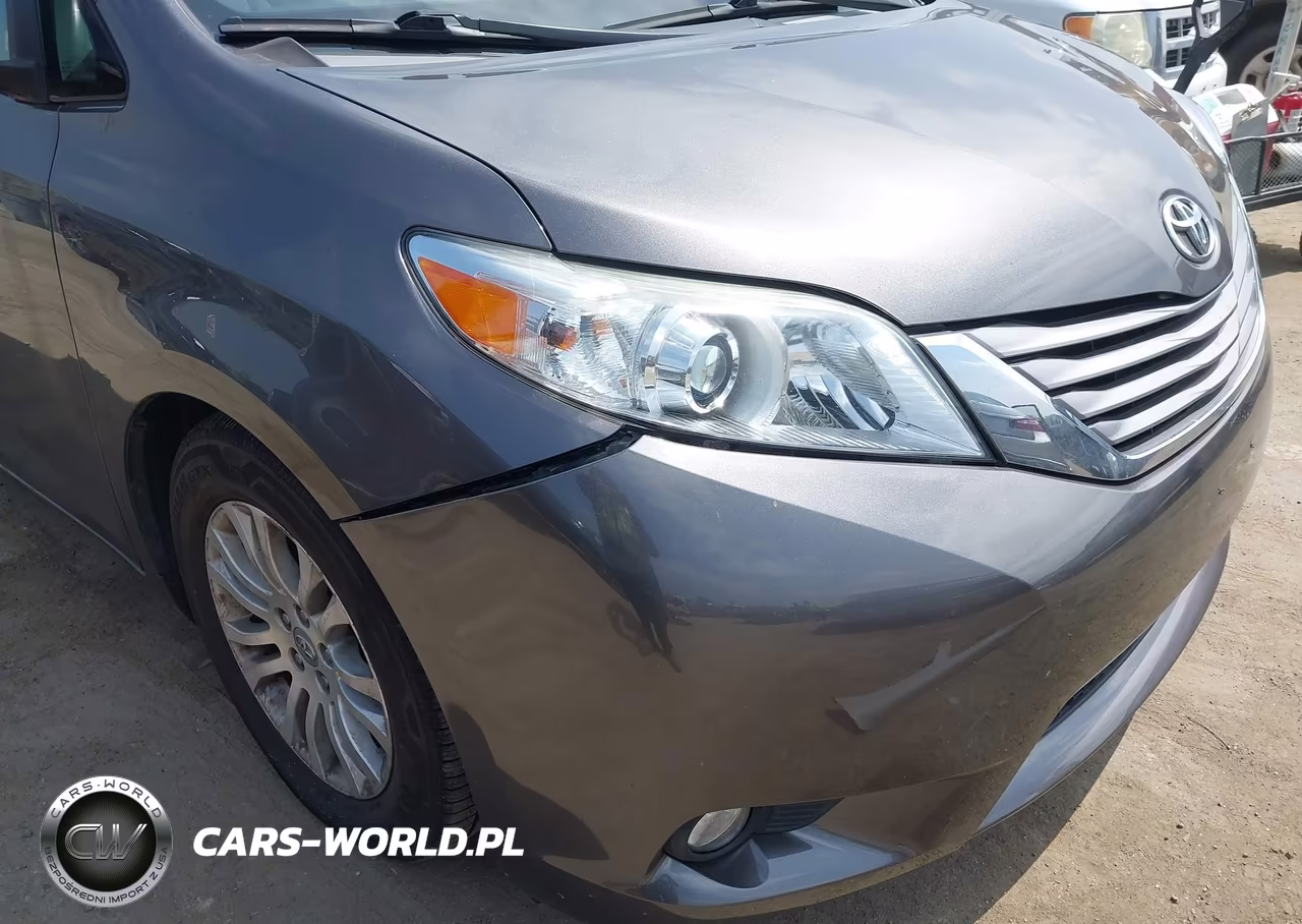 2017 Toyota Sienna Xle Premium 8 Passenger VIN:5TDYZ3DC5HS803345 - 6