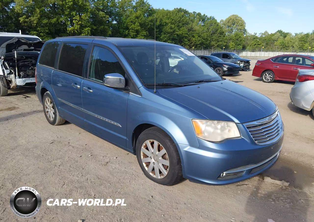 2012 Chrysler Town & Country Touring-L
