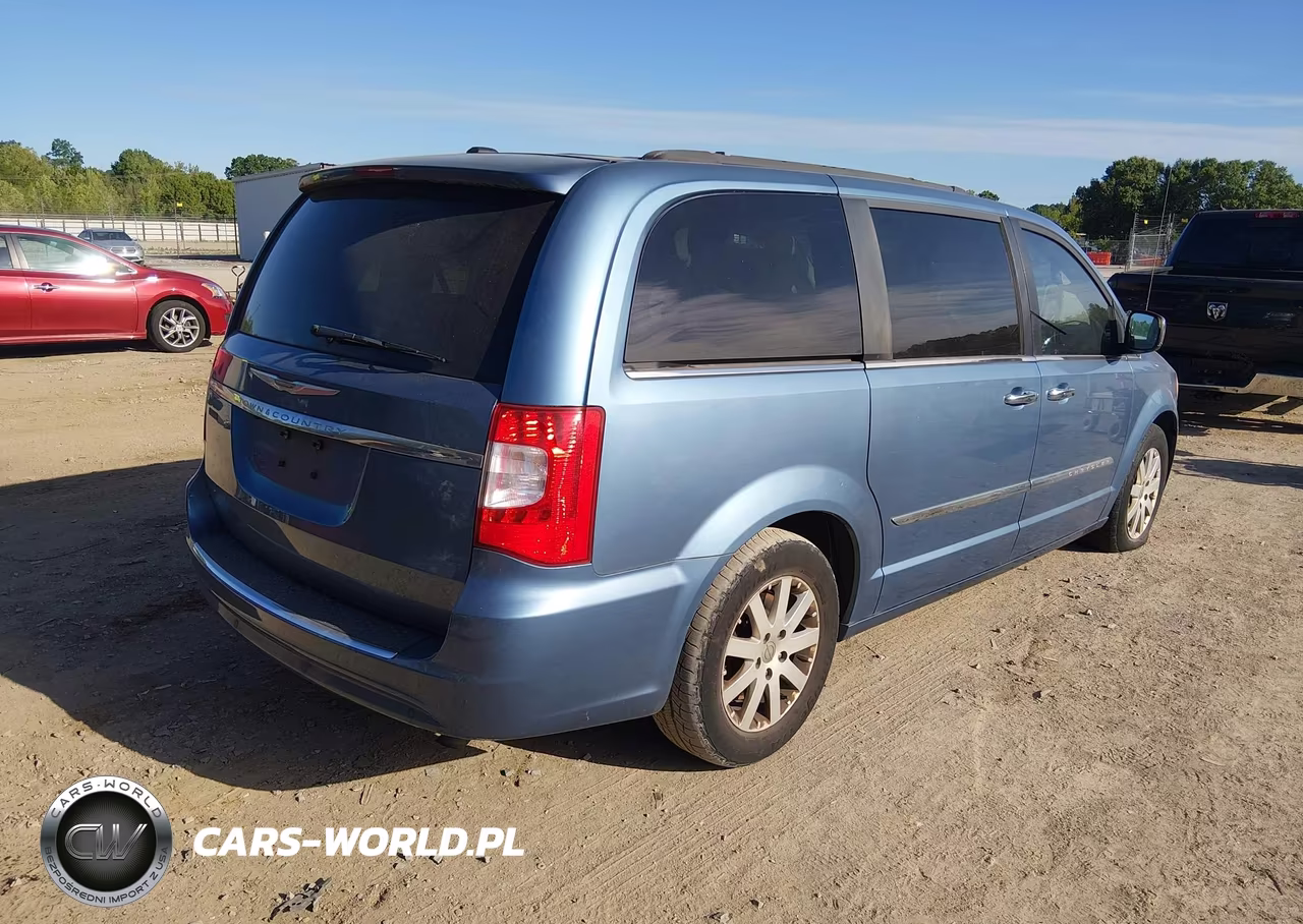 2012 Chrysler Town & Country Touring-L VIN:2C4RC1CGXCR134067 - 4