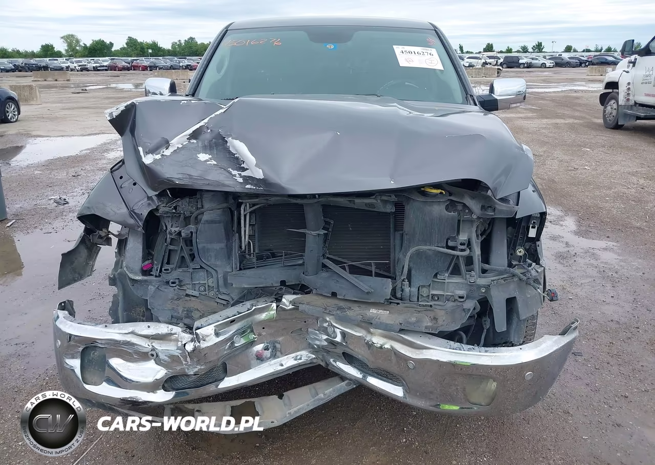 2015 Ram 1500 Laramie VIN:1C6RR6NT3FS512682 - 12