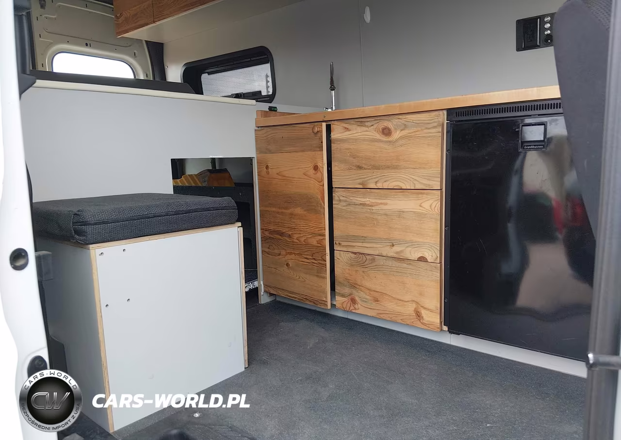 2019 Ford Transit-250 VIN:1FTYR2XG7KKB23969 - 8