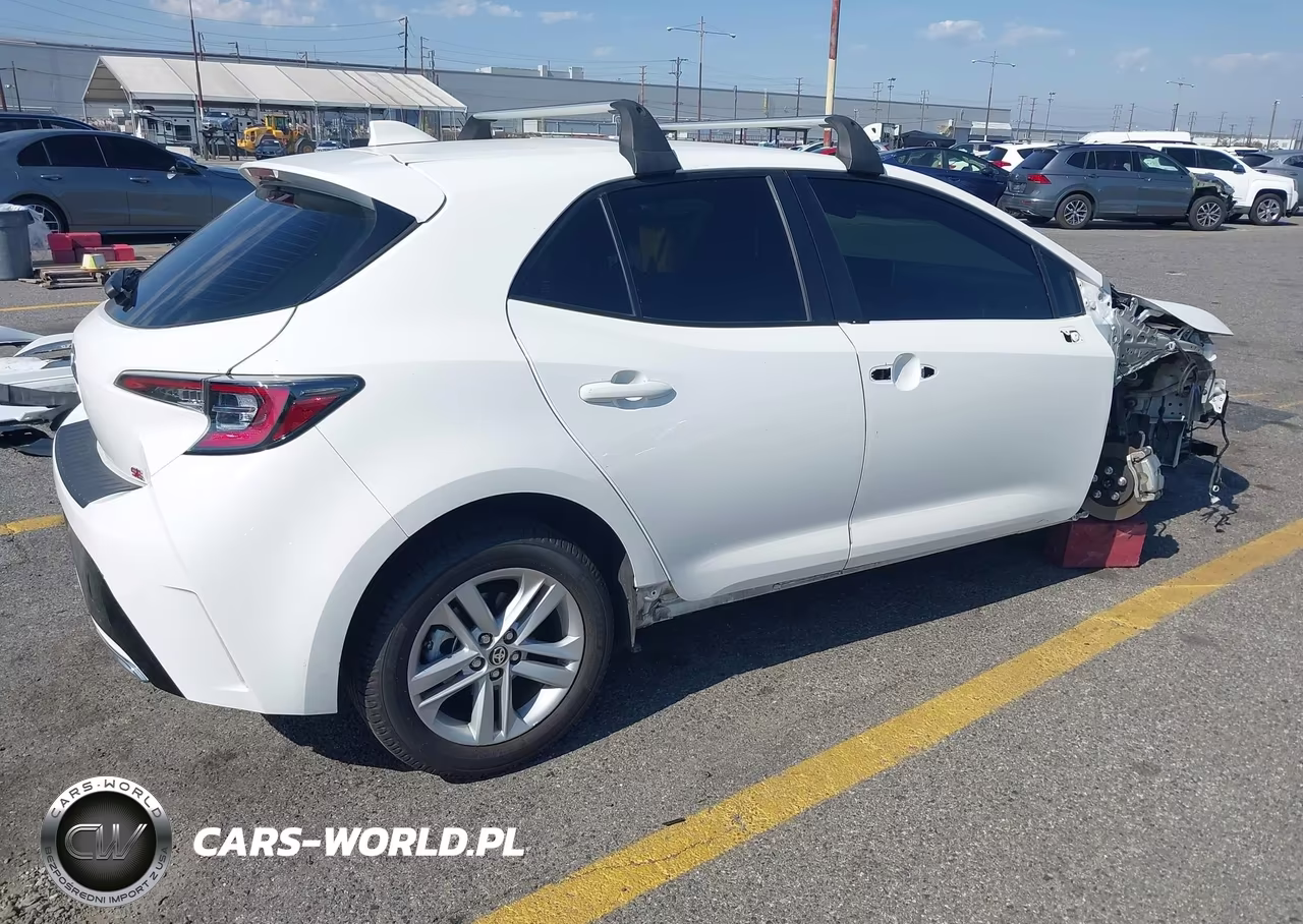 2022 Toyota Corolla Se VIN:JTND4MBE8N3179525 - 4