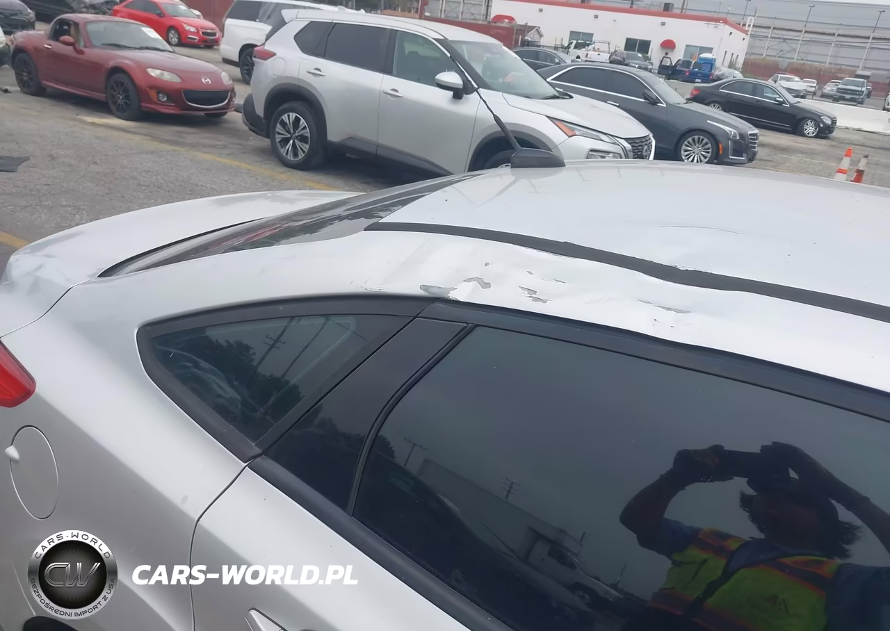 2012 Ford Focus Se VIN:1FAHP3F25CL337250 - 6