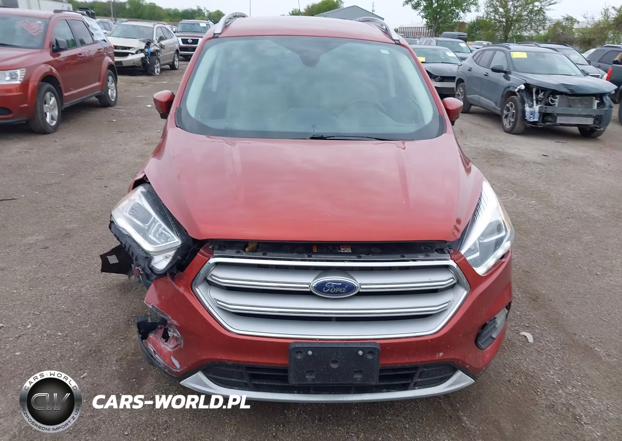 2019 Ford Escape Titanium VIN:1FMCU0J9XKUB83056 - 6