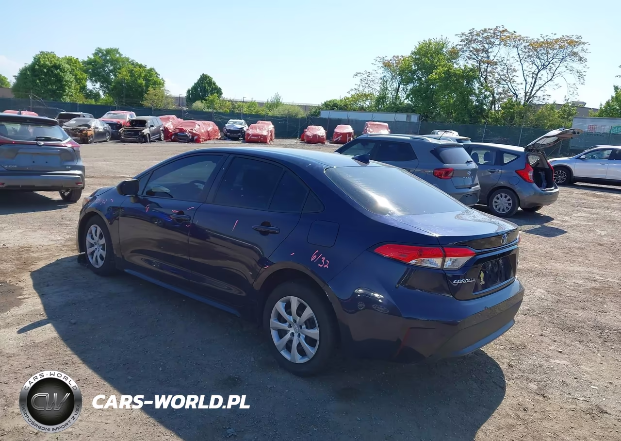 2022 Toyota Corolla Le VIN:5YFEPMAE9NP287158 - 3