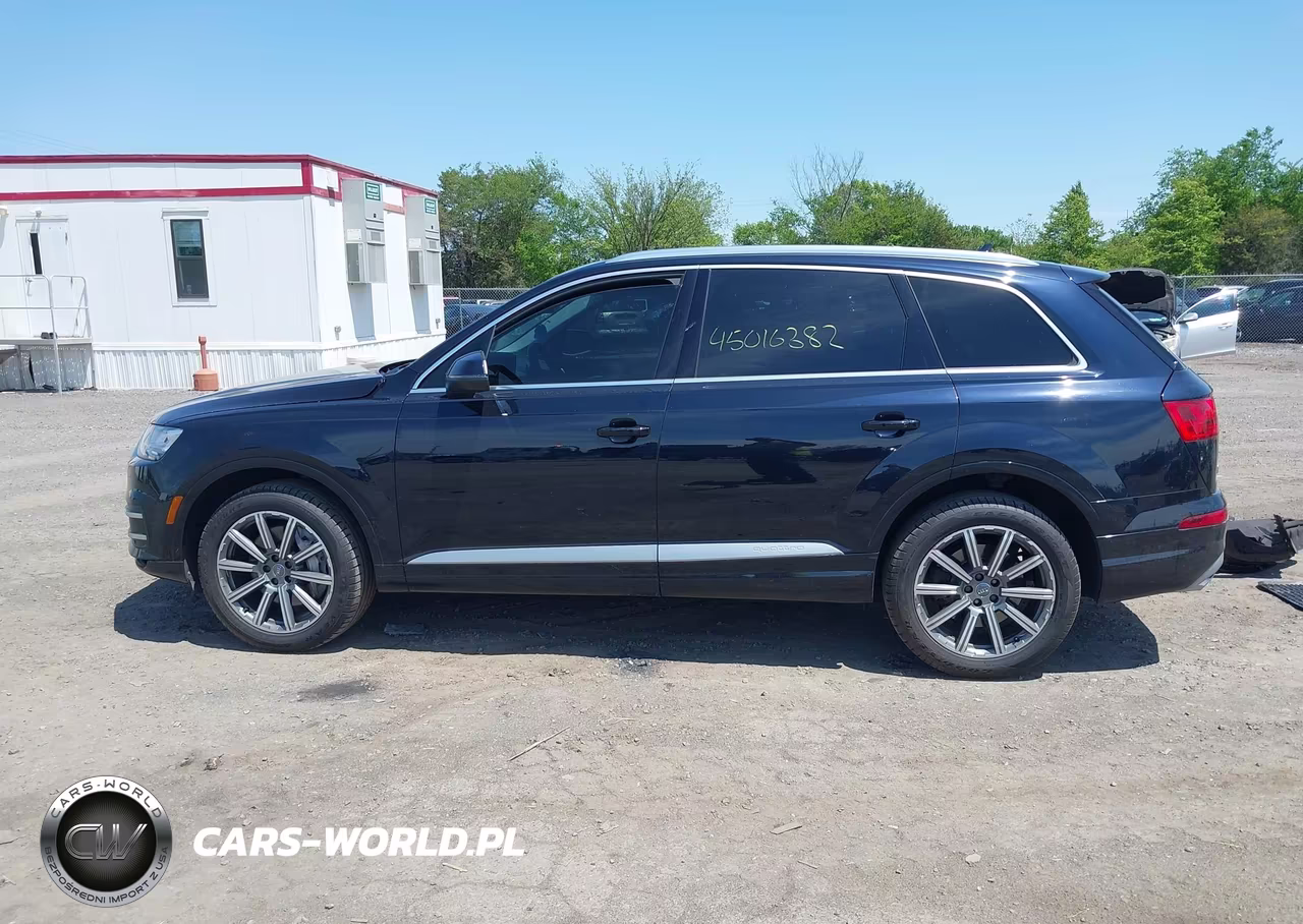 2018 Audi Q7 3.0T Premium VIN:WA1LAAF75JD014498 - 14
