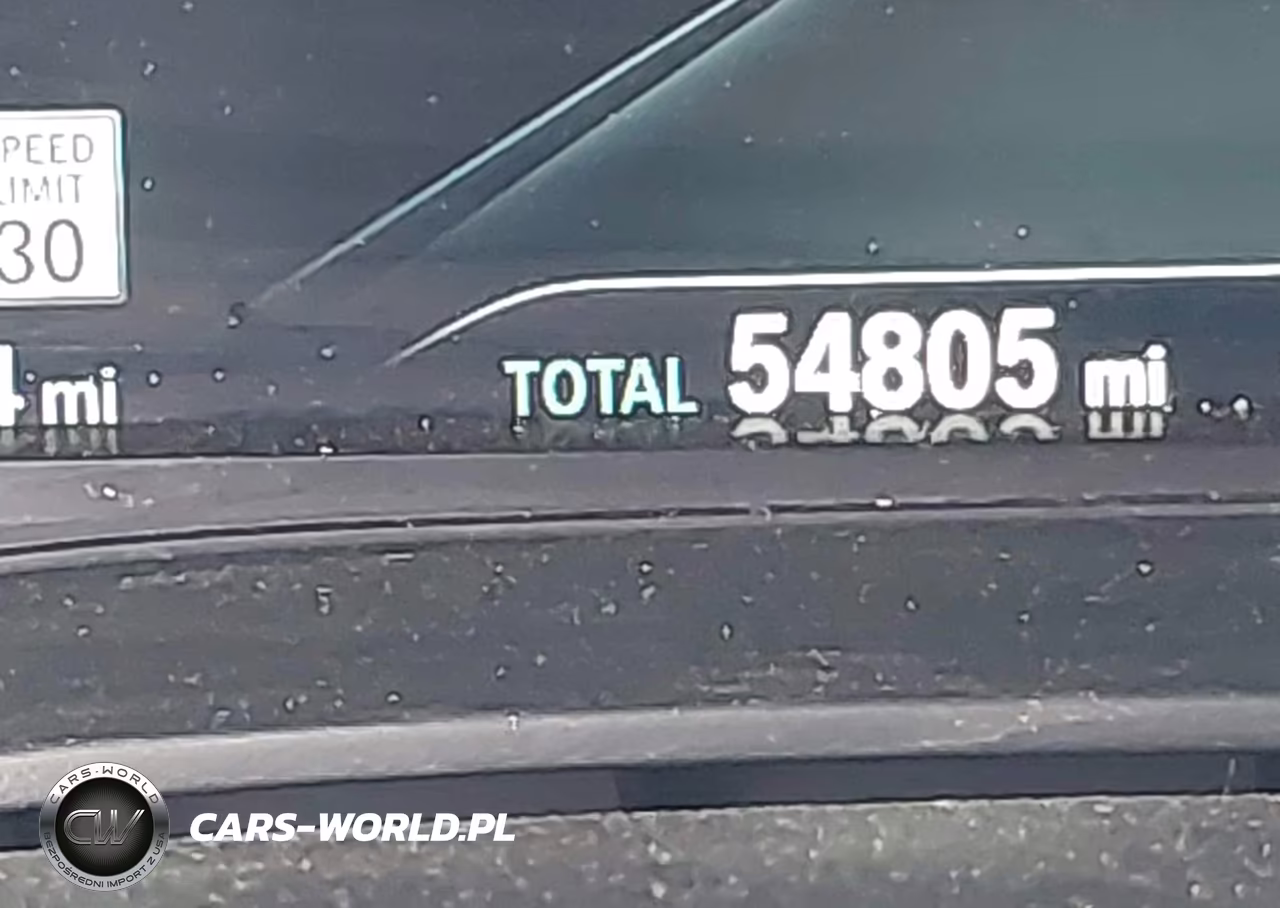 2018 BMW 530I VIN:WBAJA5C54JWA39341 - 16
