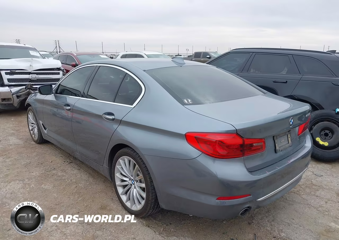 2018 BMW 530I VIN:WBAJA5C54JWA39341 - 3