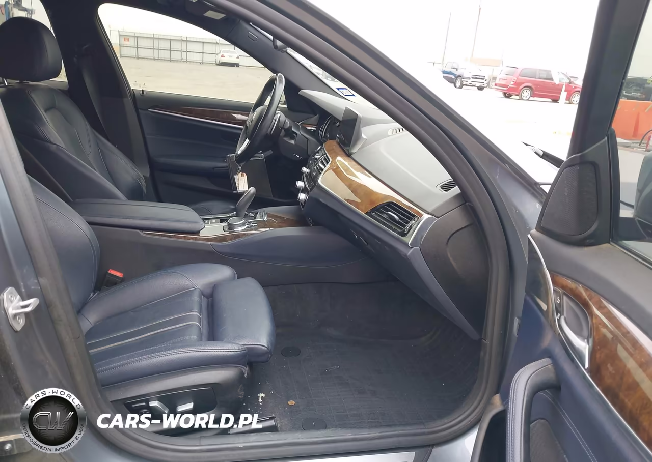 2018 BMW 530I VIN:WBAJA5C54JWA39341 - 5