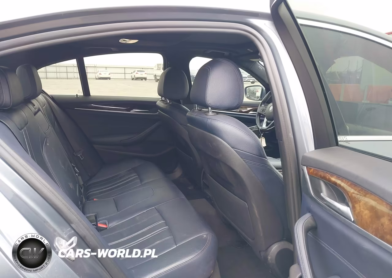 2018 BMW 530I VIN:WBAJA5C54JWA39341 - 8