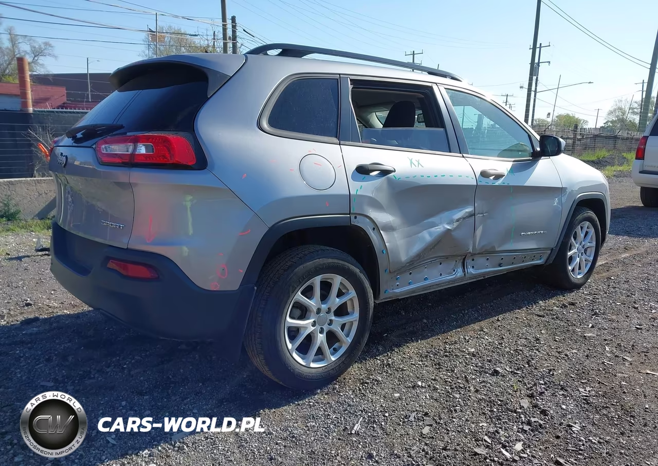 2016 Jeep Cherokee Sport VIN:1C4PJLABXGW287917 - 4