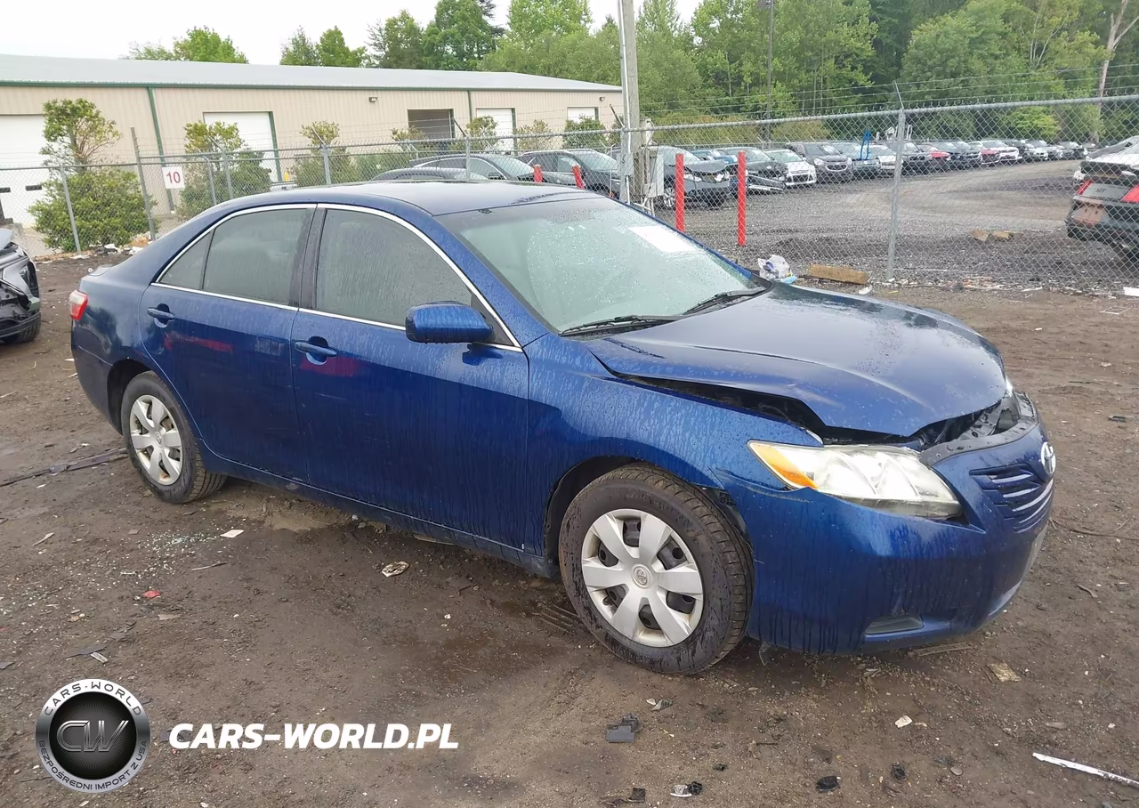 2009 Toyota Camry Le – zdjęcie 1 z 16