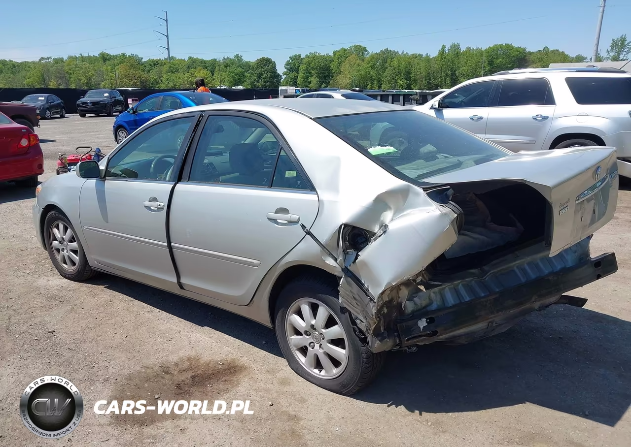 2003 Toyota Camry Xle VIN:4T1BE30K53U246516 - 3