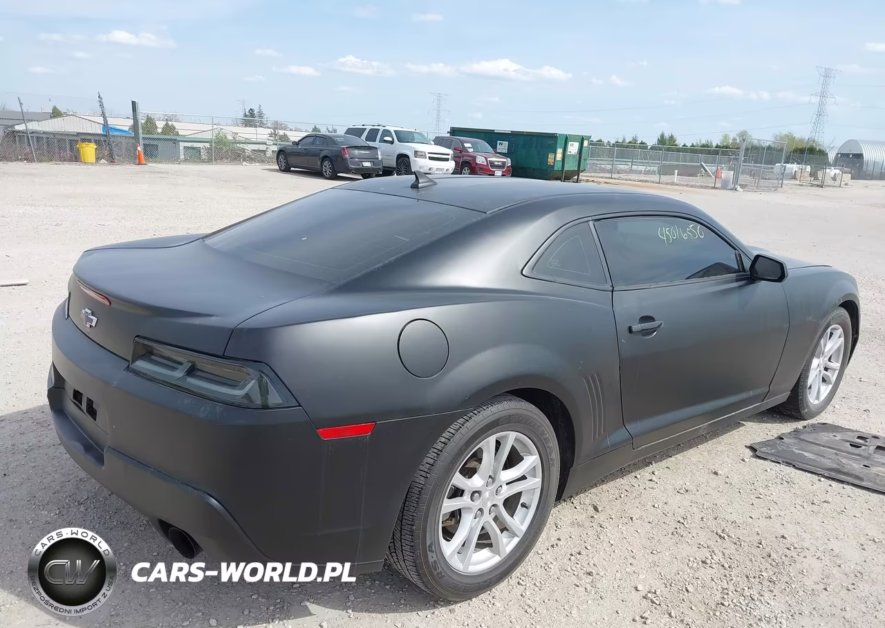 2015 Chevrolet Camaro 1Ls VIN:2G1FA1E34F9308411 - 4