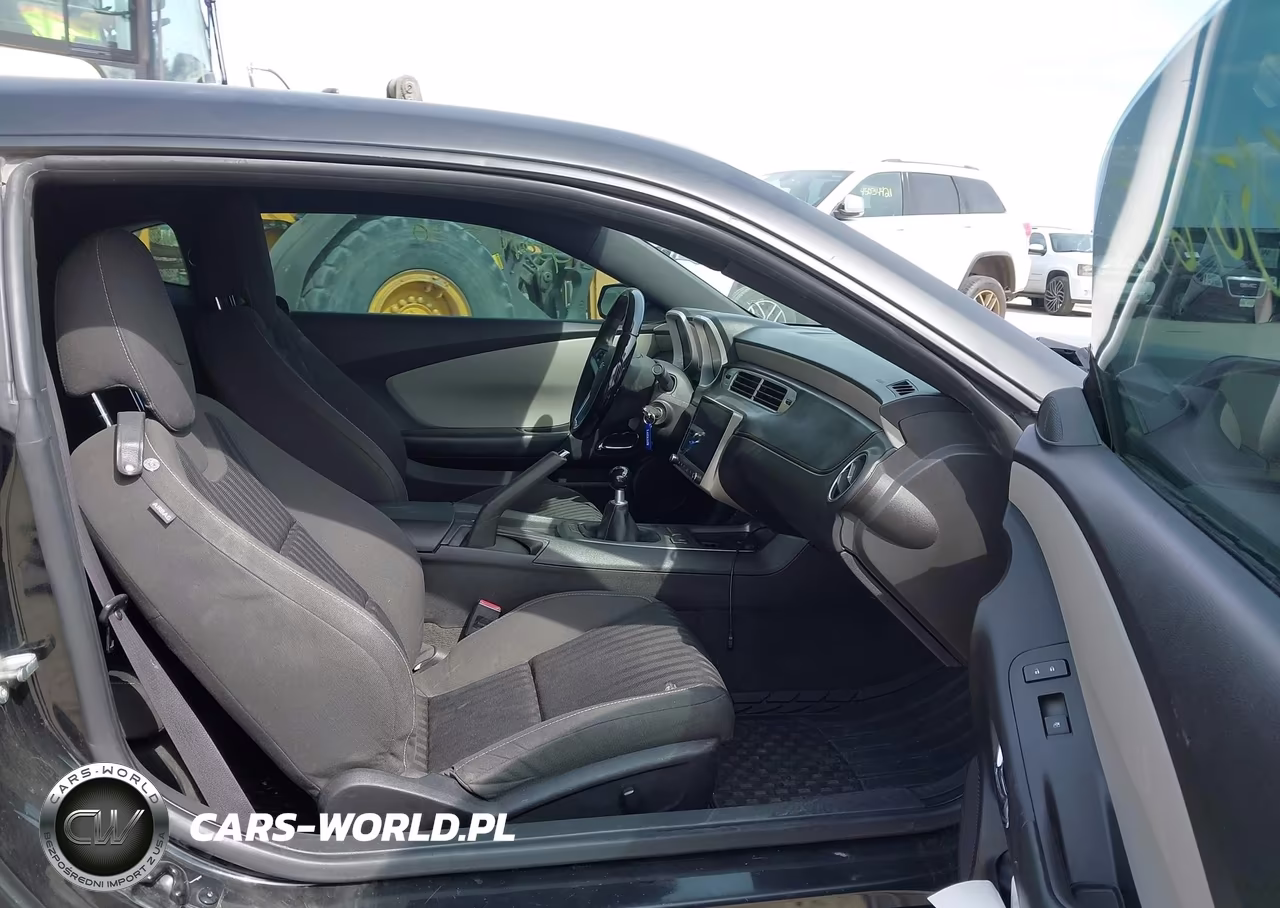 2015 Chevrolet Camaro 1Ls VIN:2G1FA1E34F9308411 - 5