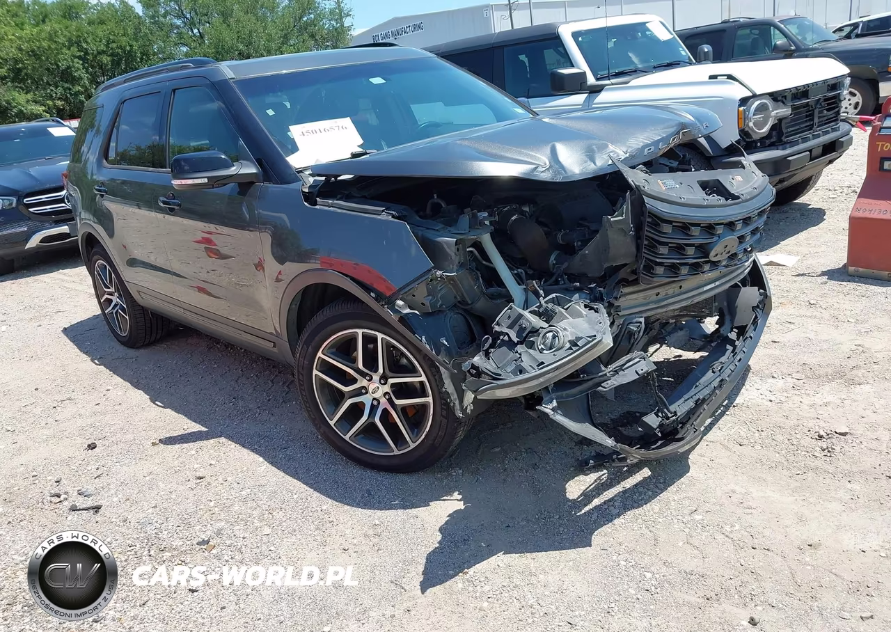 2016 Ford Explorer Sport – zdjęcie 1 z 16