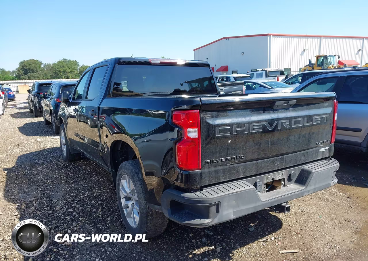 2021 Chevrolet Silverado 1500 2Wd Short Bed Custom VIN:3GCPWBEK0MG482747 - 3