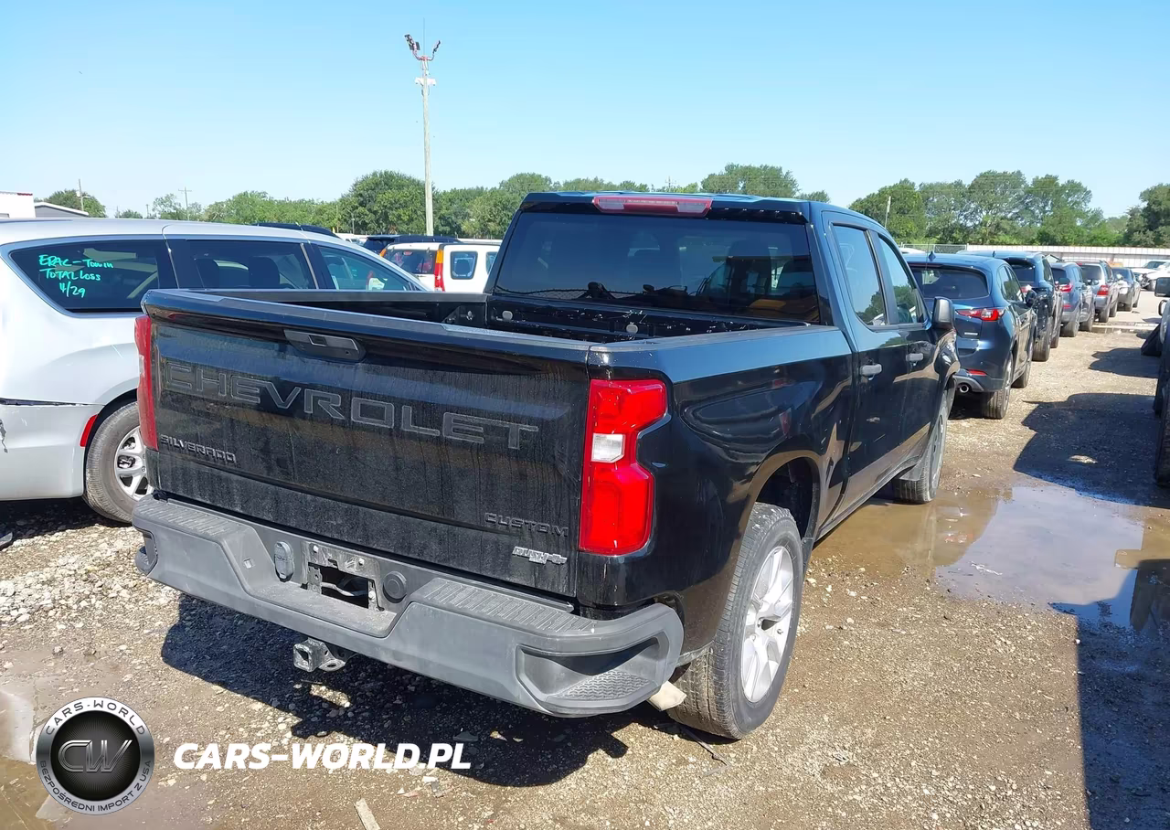 2021 Chevrolet Silverado 1500 2Wd Short Bed Custom VIN:3GCPWBEK0MG482747 - 4