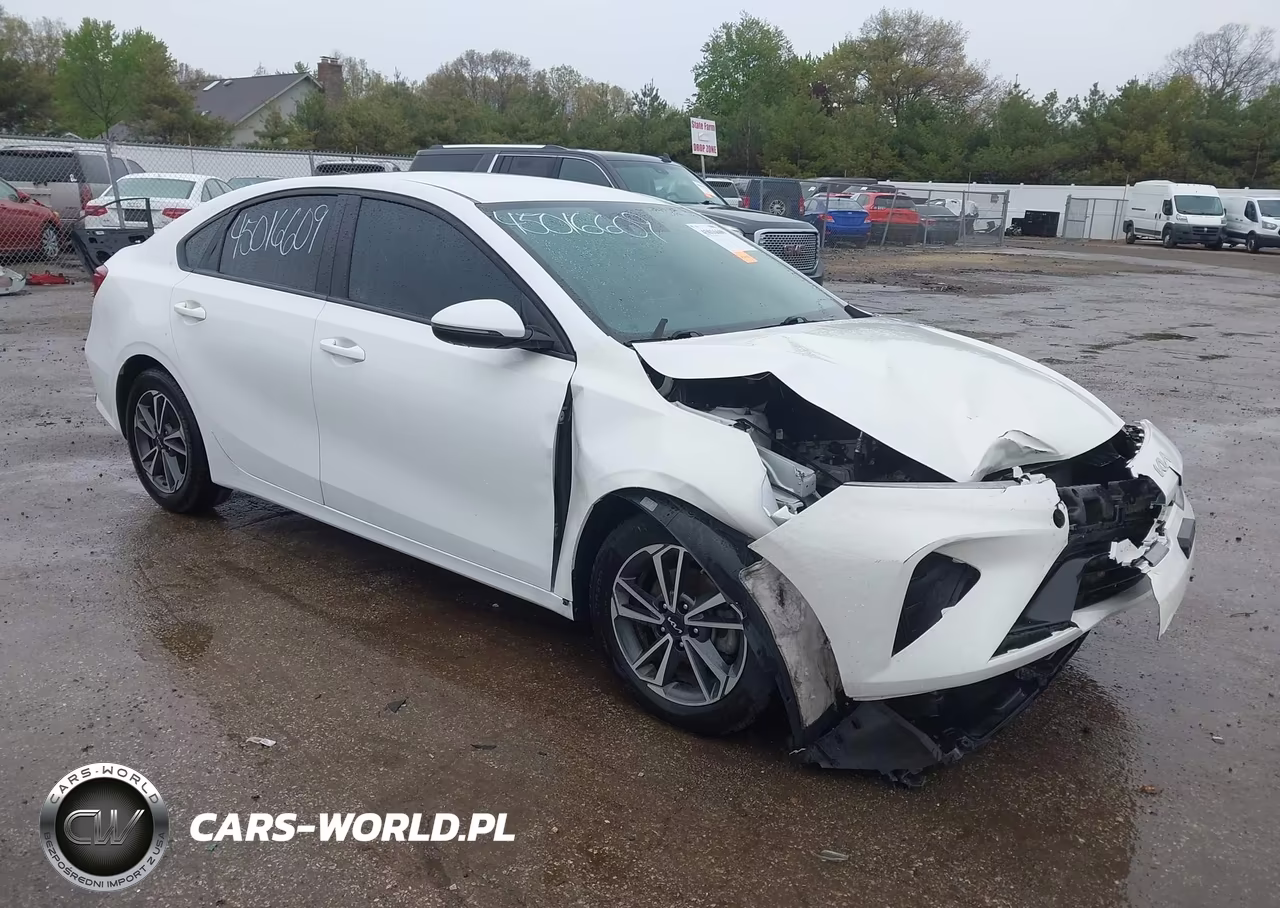 2022 Kia Forte Lxs – zdjęcie 1 z 16