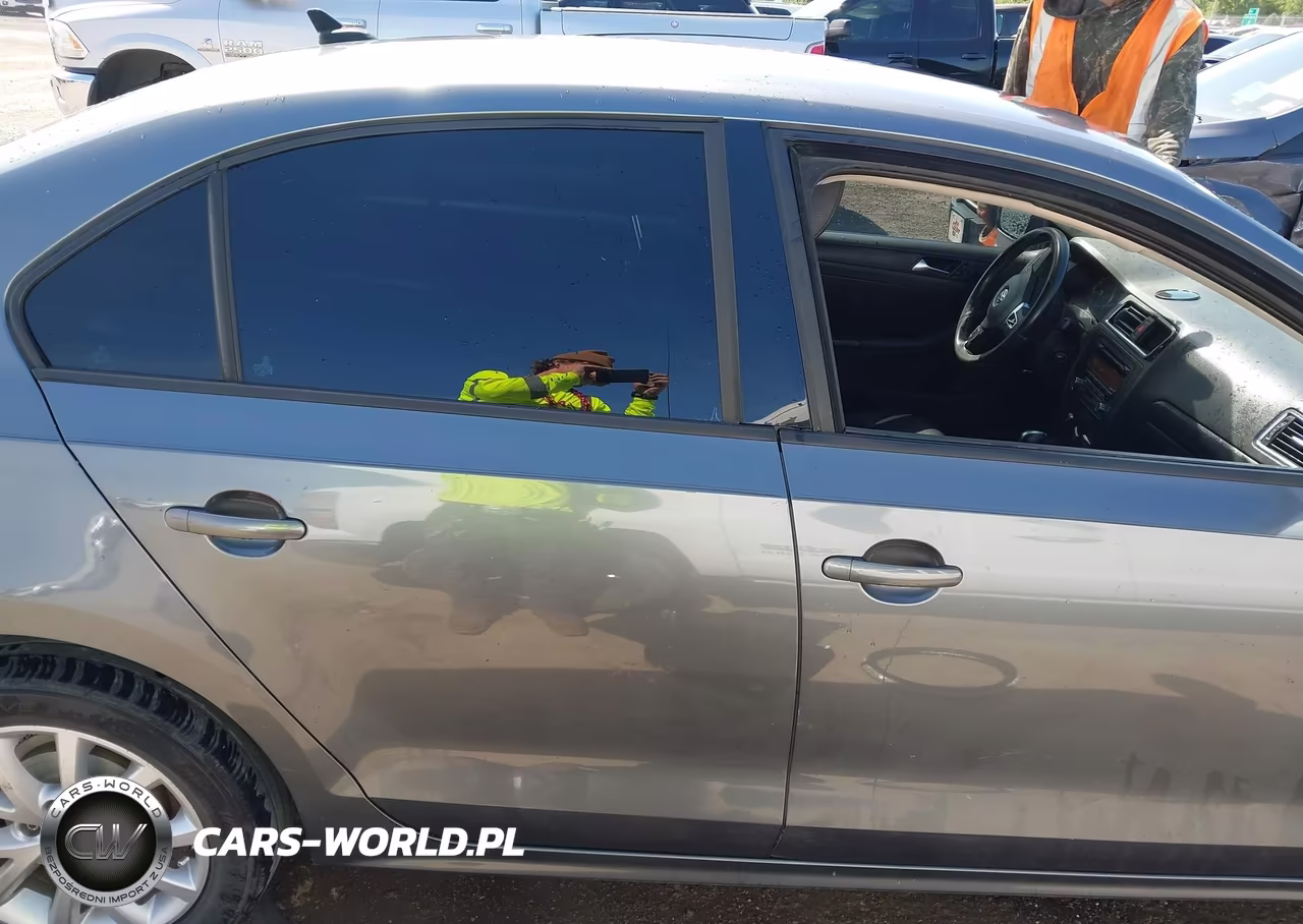 2012 Volkswagen Jetta 2.5L Se VIN:3VWDX7AJ3CM300885 - 13