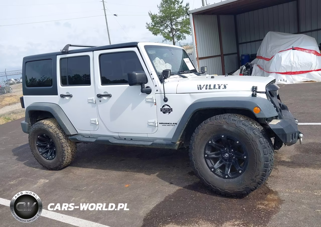 2015 Jeep Wrangler Unlimited Sport VIN:1C4BJWDG1FL633050 - 12